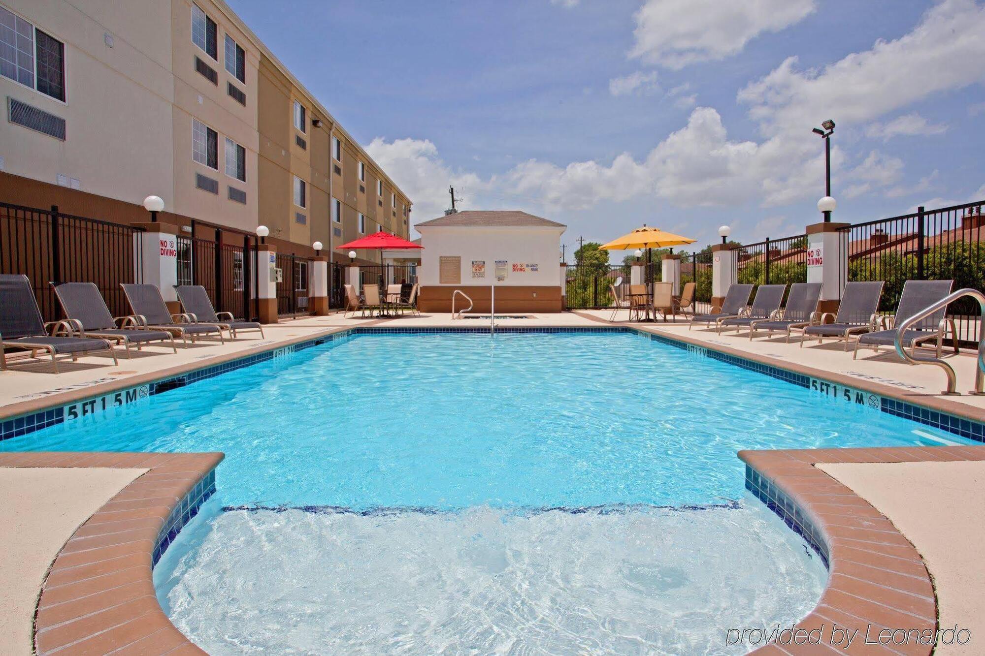 Candlewood Suites Houston Westchase - Westheimer, An Ihg Hotel Bagian luar foto